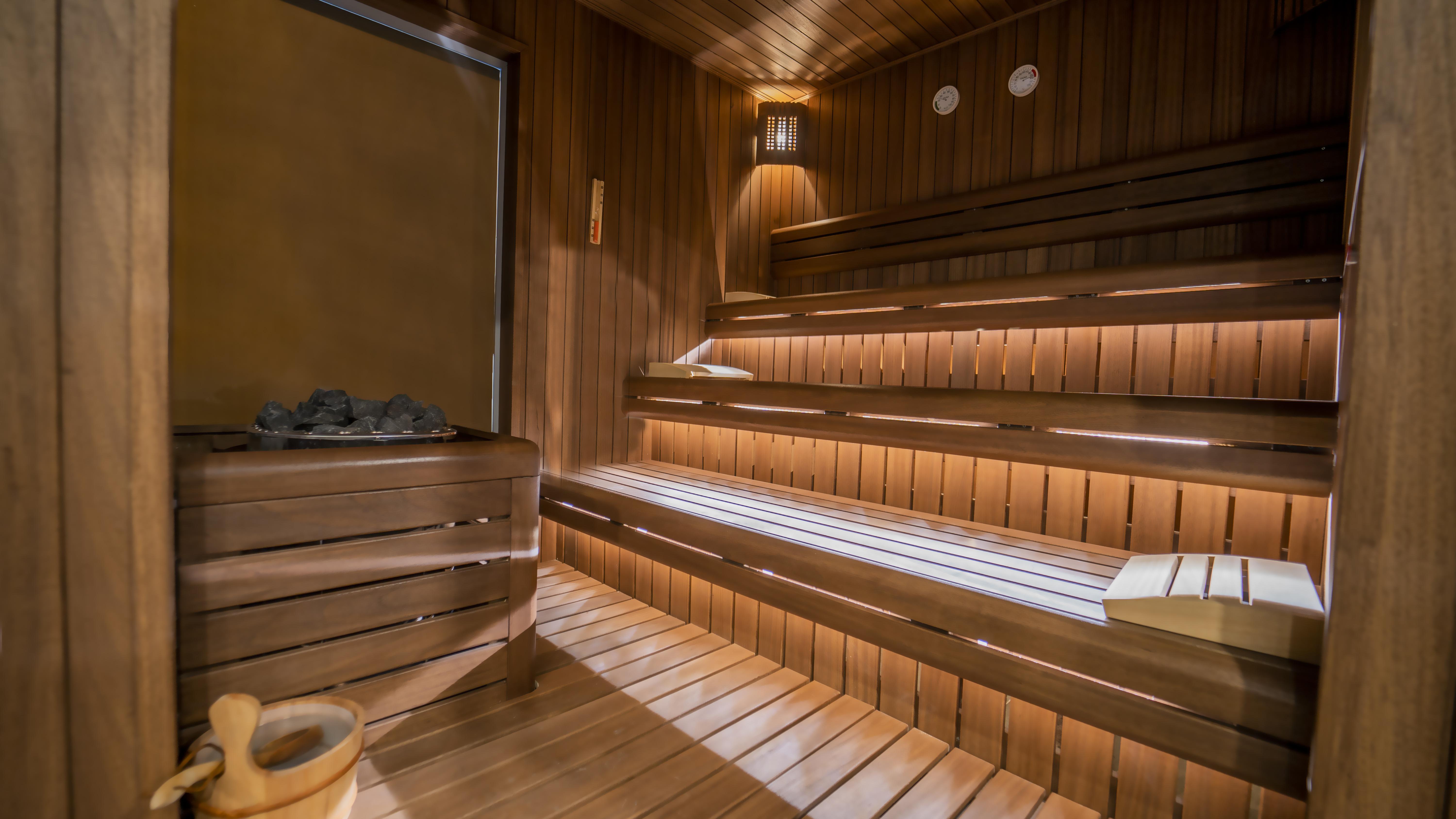 Sofitel Istanbul Taksim Hotell Exteriör bild A Finnish sauna