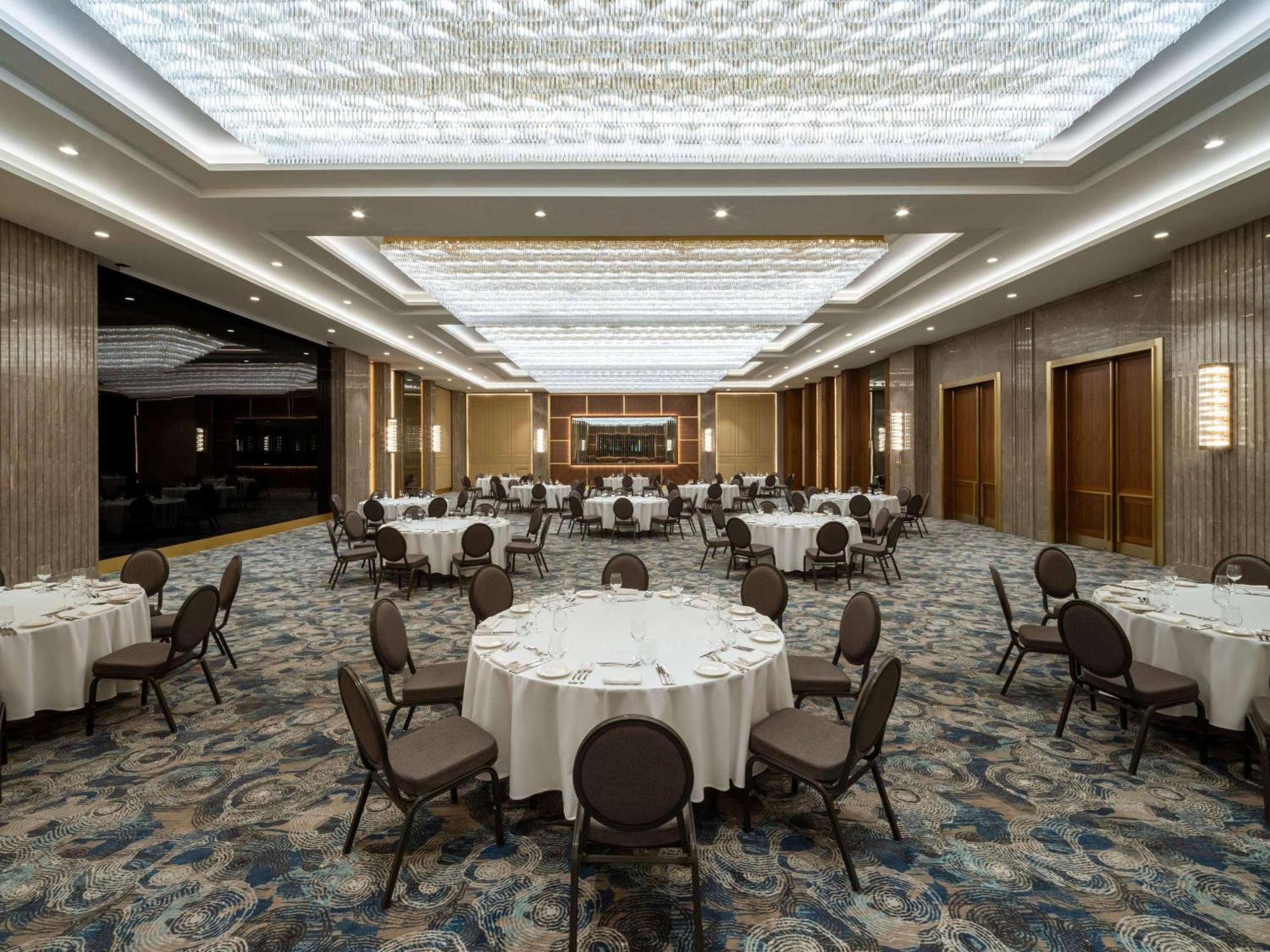 Sofitel Istanbul Taksim Hotell Exteriör bild The Grand Ballroom